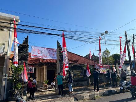 Pemasangan serentak Bendera Merah Putih di Desa Anturan tahun 2024